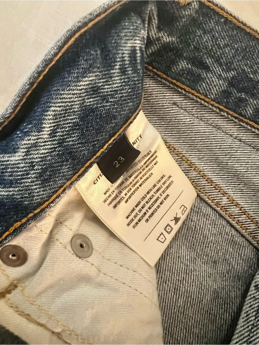 Citizens of Humanity Annabelle Long Denim Shorts, size 23